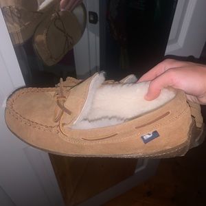 COPY - Vineyard vine slippers